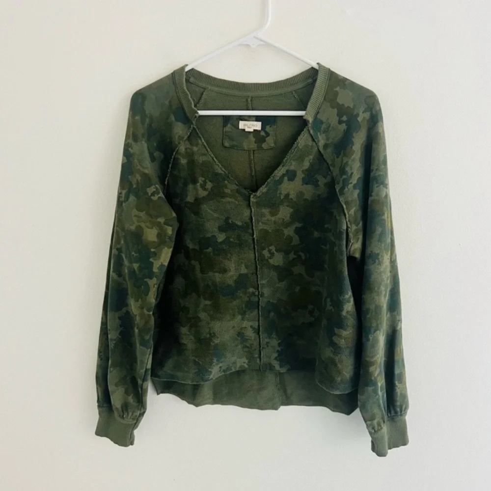 Pilcro Green Camo Print V Cut Pullover Cotton Sweater XS